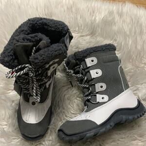 NWT PAJAR CANADA WINTER FUR LINED BOOTS‎ SIZE 6 1/2